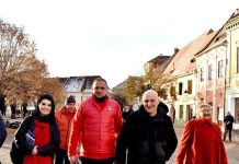 Mercenarul extremist Horațiu Potra s-a afișat în campania electorală împreună cu liderii PSD din Sibiu, parlamentarii Claudiu Mureșan și Bogdan Trif (fost ministru PSD al Turismului), și cu doamna Lavinia Șandru