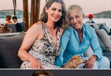 Soția mândra a Martinei Navratilova, Julia Lemigova, o îmbratișează în timpul evenimentelor de la Miami Open