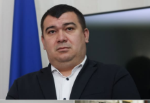 Stefăniță Radu : AEP (condusă de Zsombor Vajda, foto sus) s-a implicat direct în campania electorală. Defapt.ro 2023: „Vajda face afaceri cu CNAIR printr-o firmă nedeclarată. Vajda este complice la conflictul de interese al șefului, Mitulețu Buică, care și-a angajat cumnata la AEP”