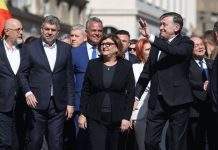 Snoop.ro : „Crin Antonescu, extremă urgență”. Cum au ajuns politicienii liberali să trimită banii lor privați în contul PSD, de frica creditorilor