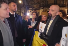 Unde sunt gărzile de corp, alea multe? Aaa, stai că alea sunt la Guru!!! Voi vedeți diferența?