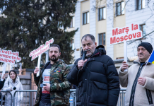 Paul Palencsar și Mihai Razvan Moraru la Ambasada Rusiei din România – Посольство России в Румынии : Rusia a fost somată să-și ia acasă conservele din România