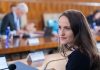 Oana Țoiu : Declasificăm peste 5.000 de dosare diplomatice din primii ani de tranziție din arhivele MAE. Alegerile din mai 1990, mineriadele, vizita Regelui Mihai, corespondența cu URSS
